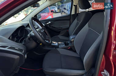 Седан Ford Focus 2014 в 
