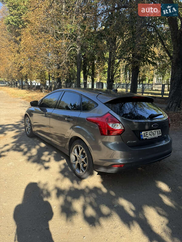 Хетчбек Ford Focus 2014 в Дніпрі фото 5 Хетчбек Ford Focus 2014 в Дніпрі