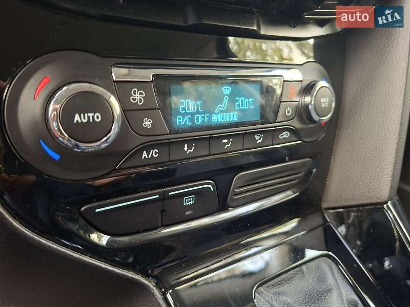 Хэтчбек Ford Focus 2013 в Луцке фото 26 Хэтчбек Ford Focus 2013 в Луцке
