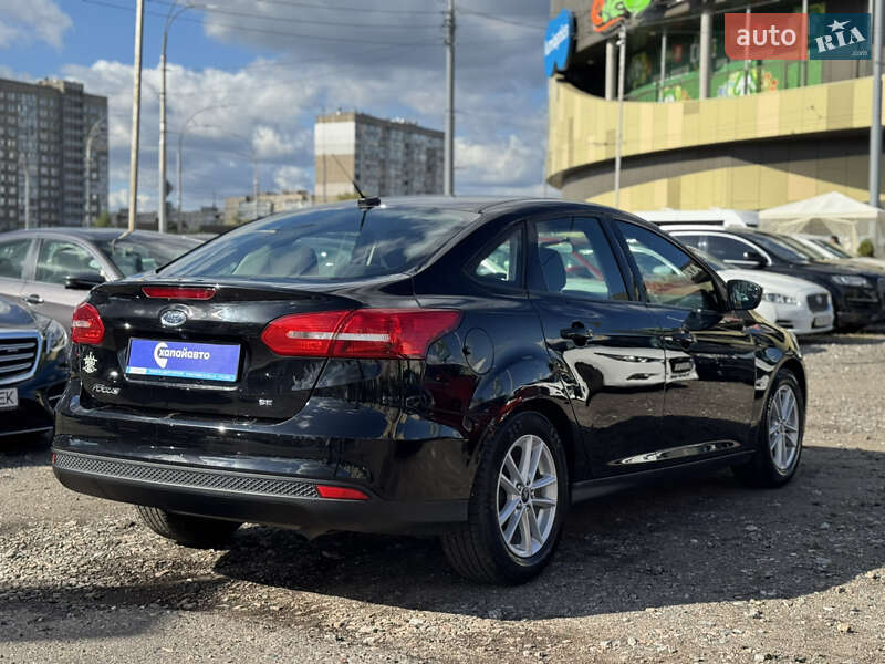 Седан Ford Focus 2018 в Киеве