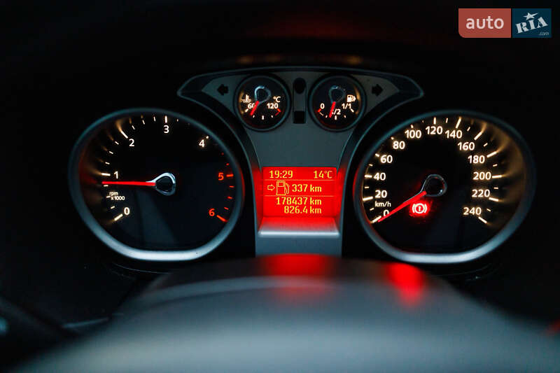 Хэтчбек Ford Focus 2011 в Львове фото 33 Хэтчбек Ford Focus 2011 в Львове