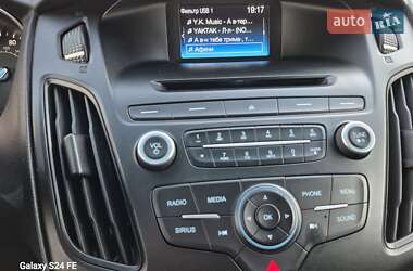 Седан Ford Focus 2017 в 