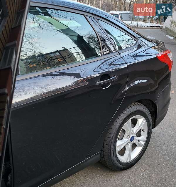 Седан Ford Focus 2013 в Києві