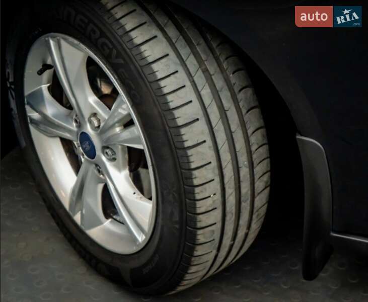 Седан Ford Focus 2013 в Києві