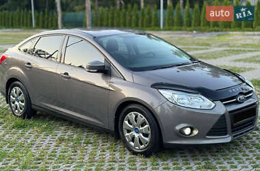 Седан Ford Focus 2013 в 