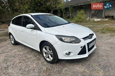 Хэтчбек Ford Focus 2012 в 
