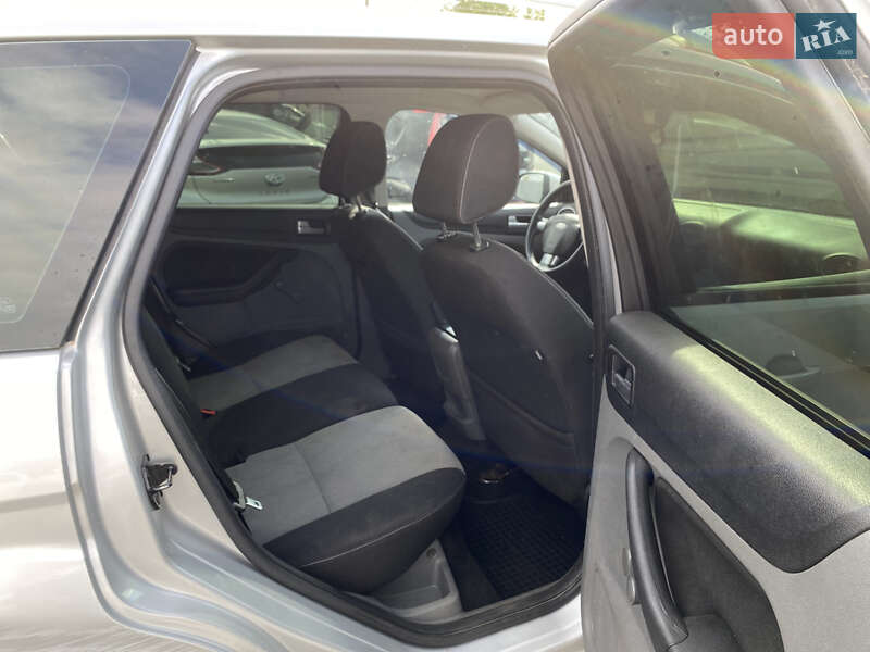 Универсал Ford Focus 2009 в Луцке