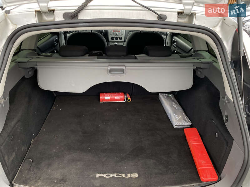 Универсал Ford Focus 2009 в Луцке