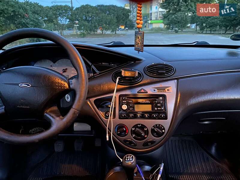 Универсал Ford Focus 2000 в Киеве фото 14 Универсал Ford Focus 2000 в Киеве