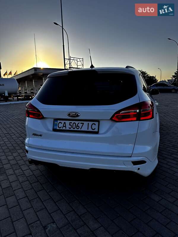 Универсал Ford Focus 2017 в Киеве фото 4 Универсал Ford Focus 2017 в Киеве