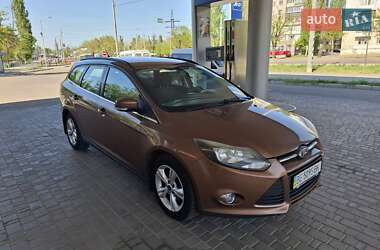 Универсал Ford Focus 2014 в 