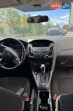 Седан Ford Focus 2018 в 