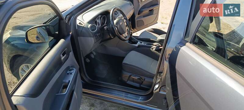Хэтчбек Ford Focus 2011 в Черкассах фото 12 Хэтчбек Ford Focus 2011 в Черкассах