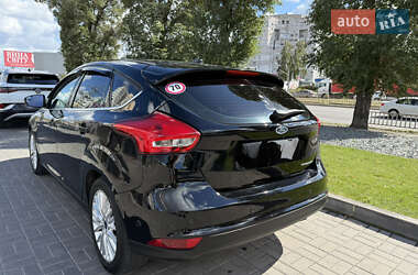 Хэтчбек Ford Focus 2016 в 