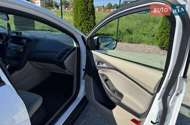 Седан Ford Focus 2018 в 