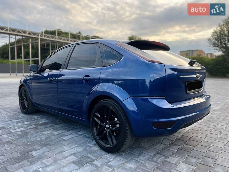 Хэтчбек Ford Focus 2008 в Каменец-Подольском