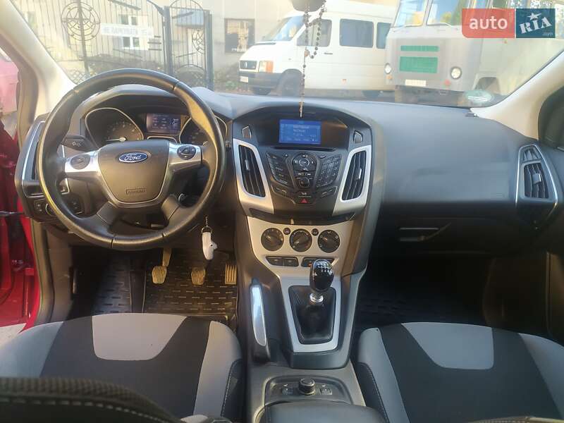 Универсал Ford Focus 2013 в Львове фото 12 Универсал Ford Focus 2013 в Львове