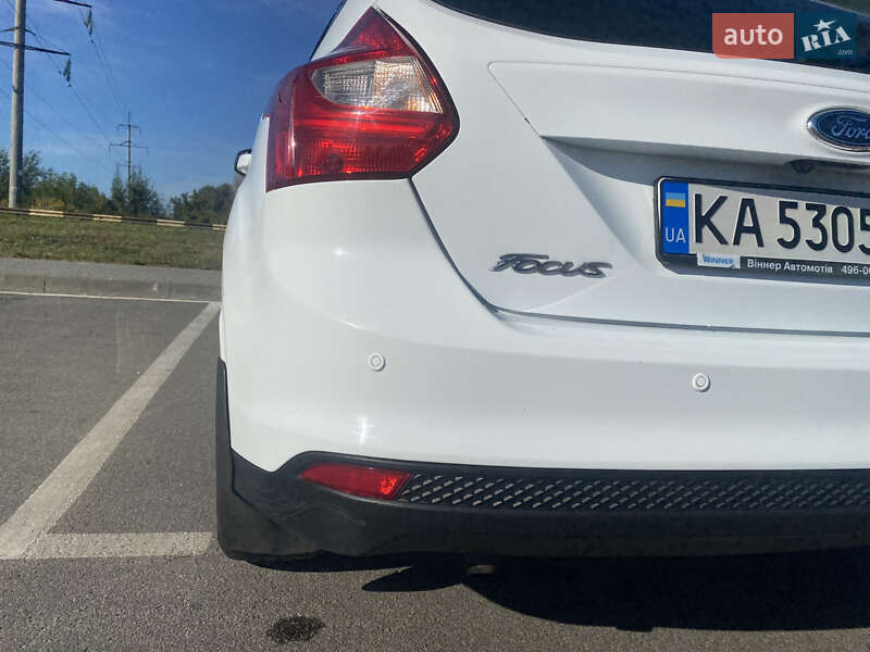 Хэтчбек Ford Focus 2013 в Киеве