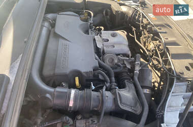 Хэтчбек Ford Focus 2013 в 