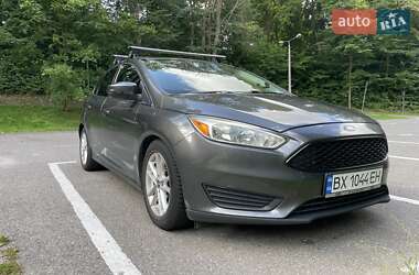 Хэтчбек Ford Focus 2015 в 