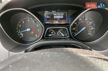Хэтчбек Ford Focus 2015 в 