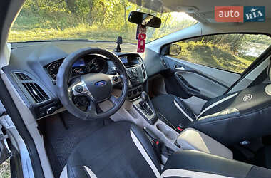 Седан Ford Focus 2014 в 