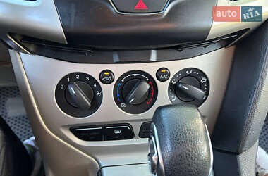 Седан Ford Focus 2014 в 