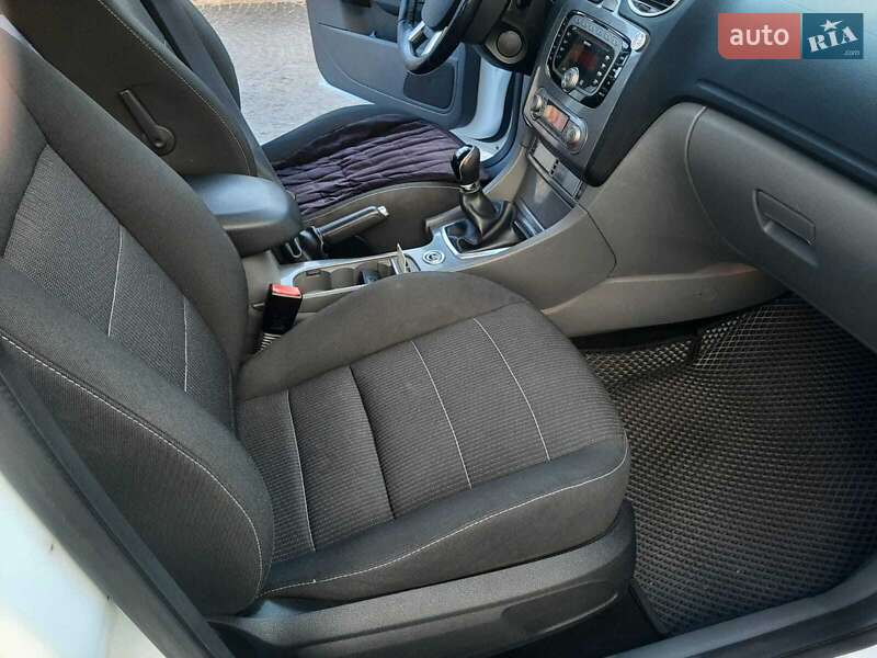 Универсал Ford Focus 2010 в Теребовле