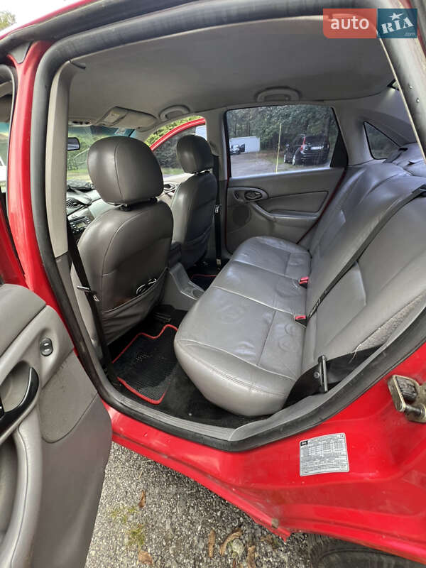 Седан Ford Focus 2001 в Львове фото 2 Седан Ford Focus 2001 в Львове