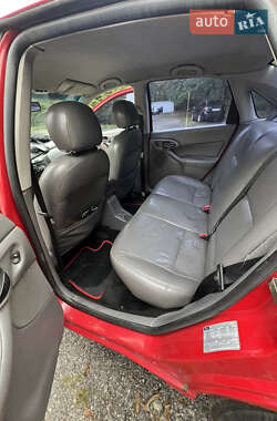 Седан Ford Focus 2001 в 