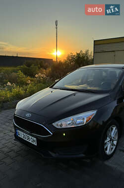 Седан Ford Focus 2015 в 