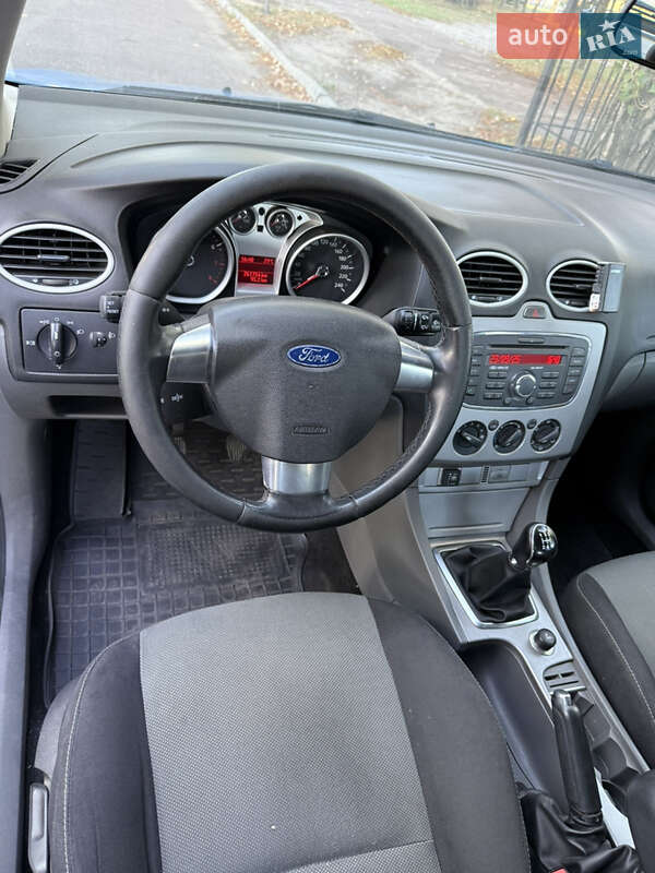 Хэтчбек Ford Focus 2010 в Черкассах
