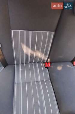 Хэтчбек Ford Focus 2010 в 