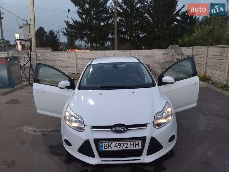 Универсал Ford Focus 2013 в Любаре