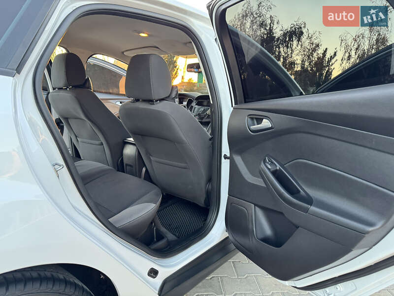 Хэтчбек Ford Focus 2014 в Измаиле