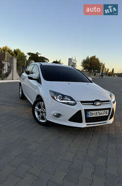 Хэтчбек Ford Focus 2014 в 