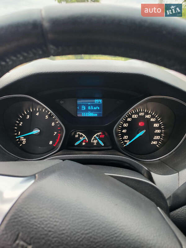 Хетчбек Ford Focus 2013 в Нових Санжарах