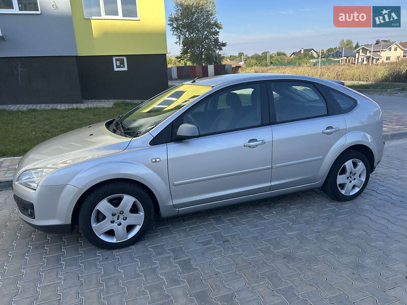 Хэтчбек Ford Focus 2007 в Полтаве