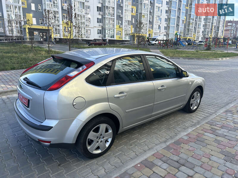 Хэтчбек Ford Focus 2007 в Полтаве