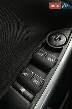 Седан Ford Focus 2013 в 