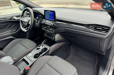Хэтчбек Ford Focus 2020 в 