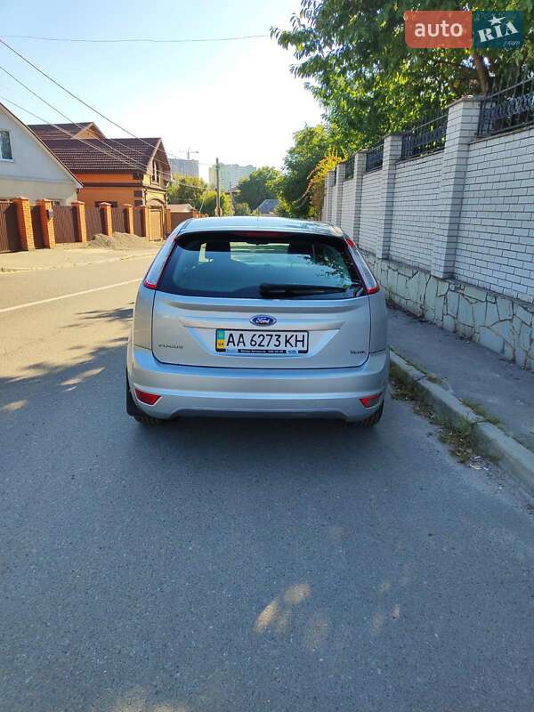 Хэтчбек Ford Focus 2010 в Киеве фото 7 Хэтчбек Ford Focus 2010 в Киеве