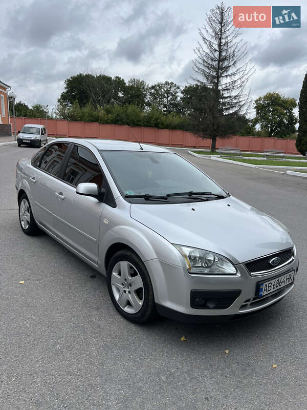 Седан Ford Focus 2005 в Хмельнике