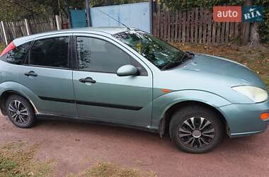 Хэтчбек Ford Focus 2000 в 