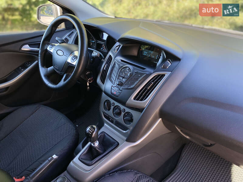 Універсал Ford Focus 2013 в Києві