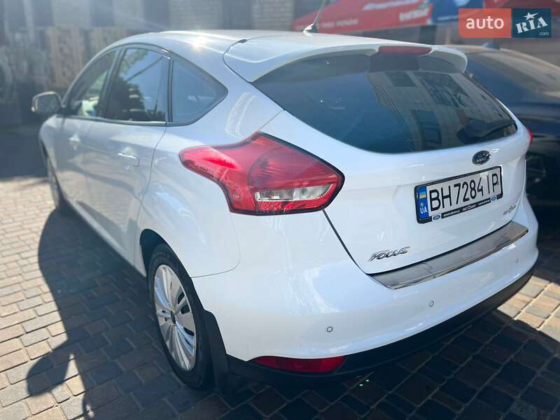 Хэтчбек Ford Focus 2016 в Одессе