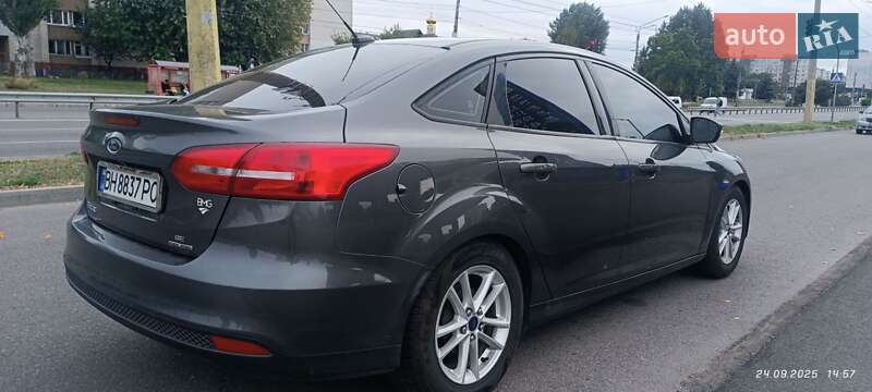 Седан Ford Focus 2016 в Черкасах
