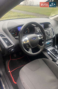 Универсал Ford Focus 2013 в 