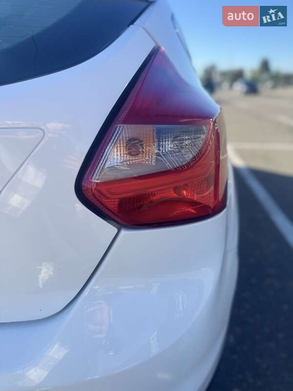 Хэтчбек Ford Focus 2012 в Киеве