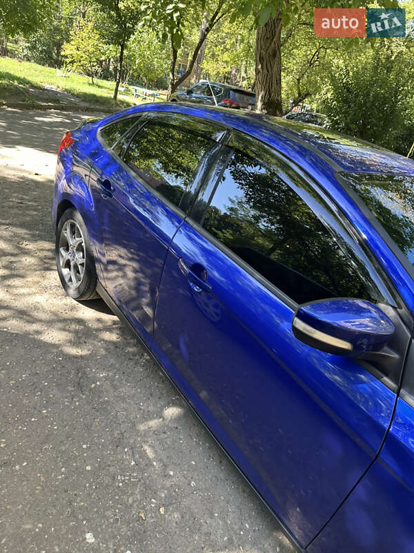 Седан Ford Focus 2013 в Ужгороде